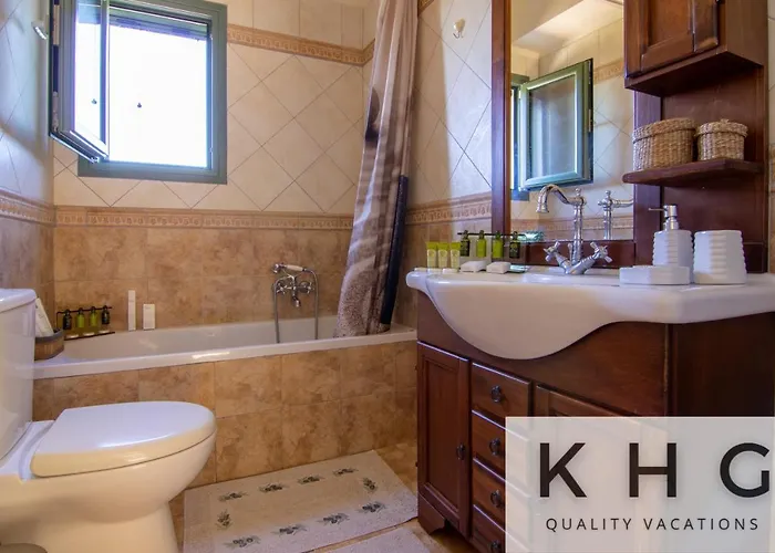 Elaionas 1 Experiencing Nature's Tranquility! * Σβορωνάτα