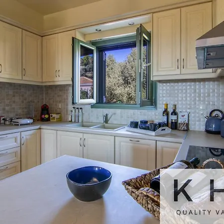 Elaionas 1 Experiencing Nature's Tranquility! Villa *