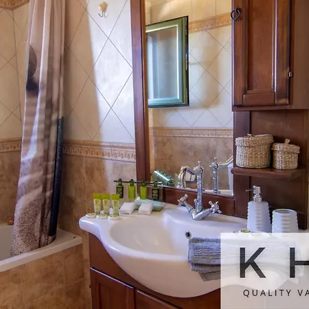 Elaionas 1 Experiencing Nature's Tranquility! Villa Svoronata